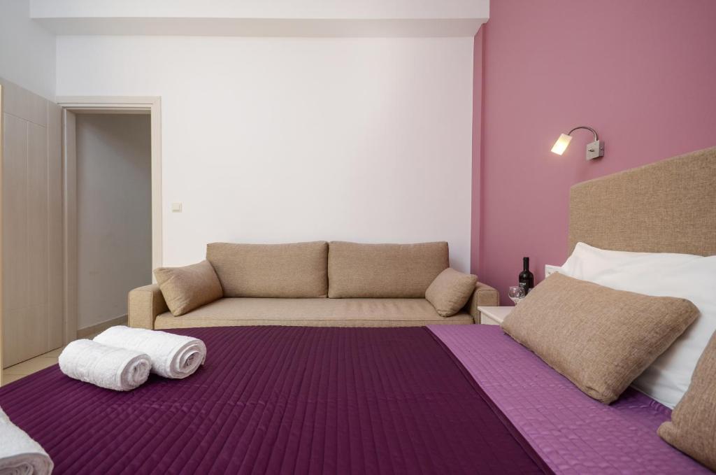 Panormos Hotel and Studios - 2