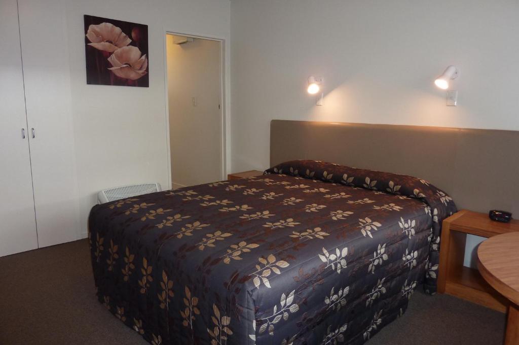 Colonial Inn Motel - Resim 16