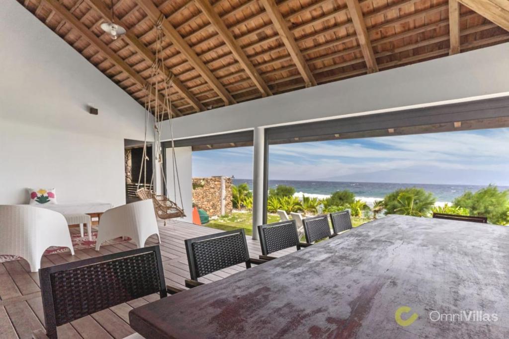 Coastal Bliss: 1BR Bungalow by the Sea in Moorea - photo 11 - Moorea, Polynésie