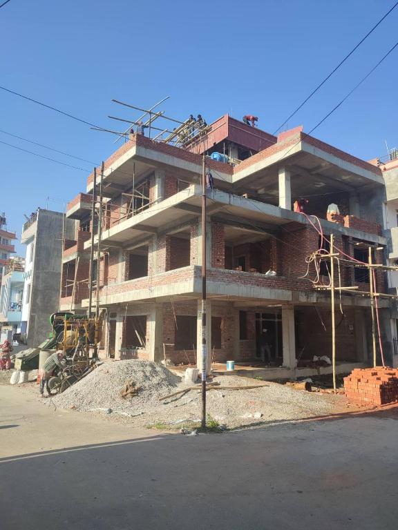 budowa budynku po stronie ulicy w obiekcie Farmhouse w mieście Pokhara