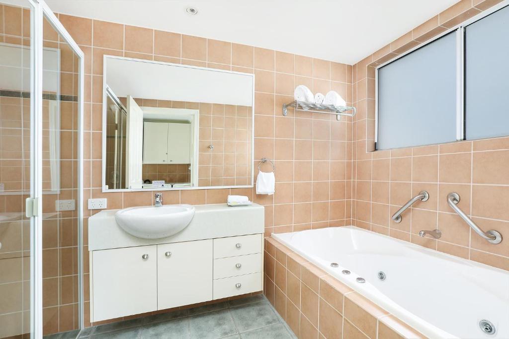 Koupelna v ubytování Myconos Resort