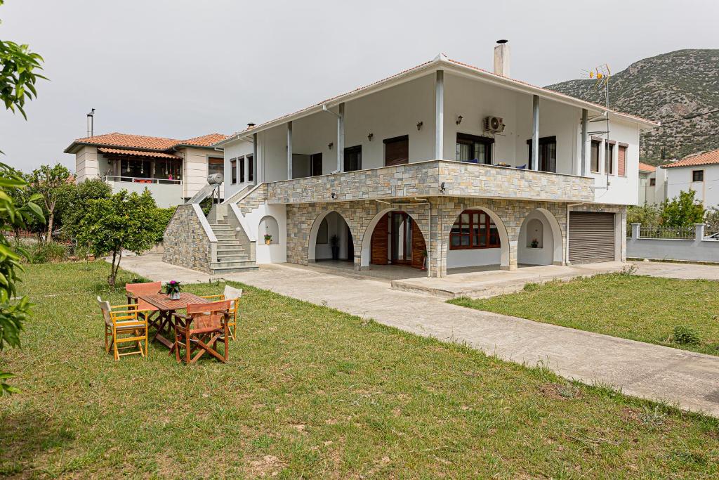 Nespecifikovaný výhled na hory nebo výhled na hory při pohledu z apartmánu