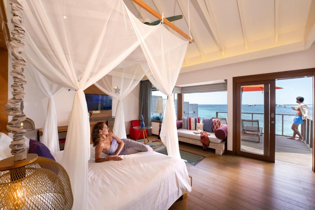 OBLU SELECT Sangeli - Premium All Inclusive with Free Transfers - Villa De Agua