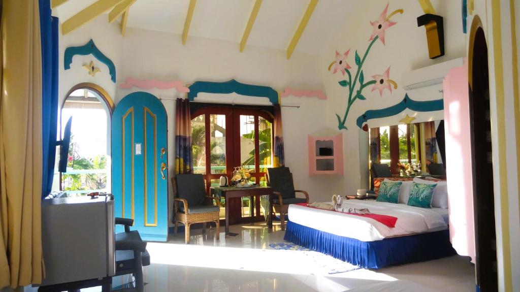 MG Chateau Resort - Deluxe Double Room With Balcony And Sea View