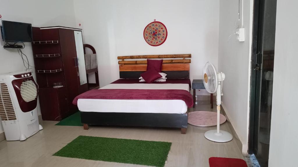 Jyoti Home Bamboo Garden Lodge - Family Bungalow