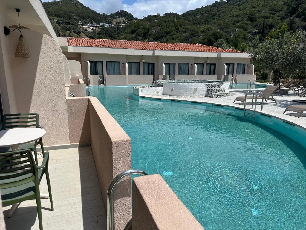 Pogled na bazen v nastanitvi Z Exclusive Hotel and Villas oz. v okolici