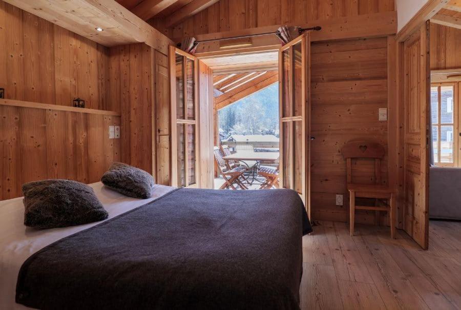 Postel nebo postele na pokoji v ubytování Hôtel Le Labrador