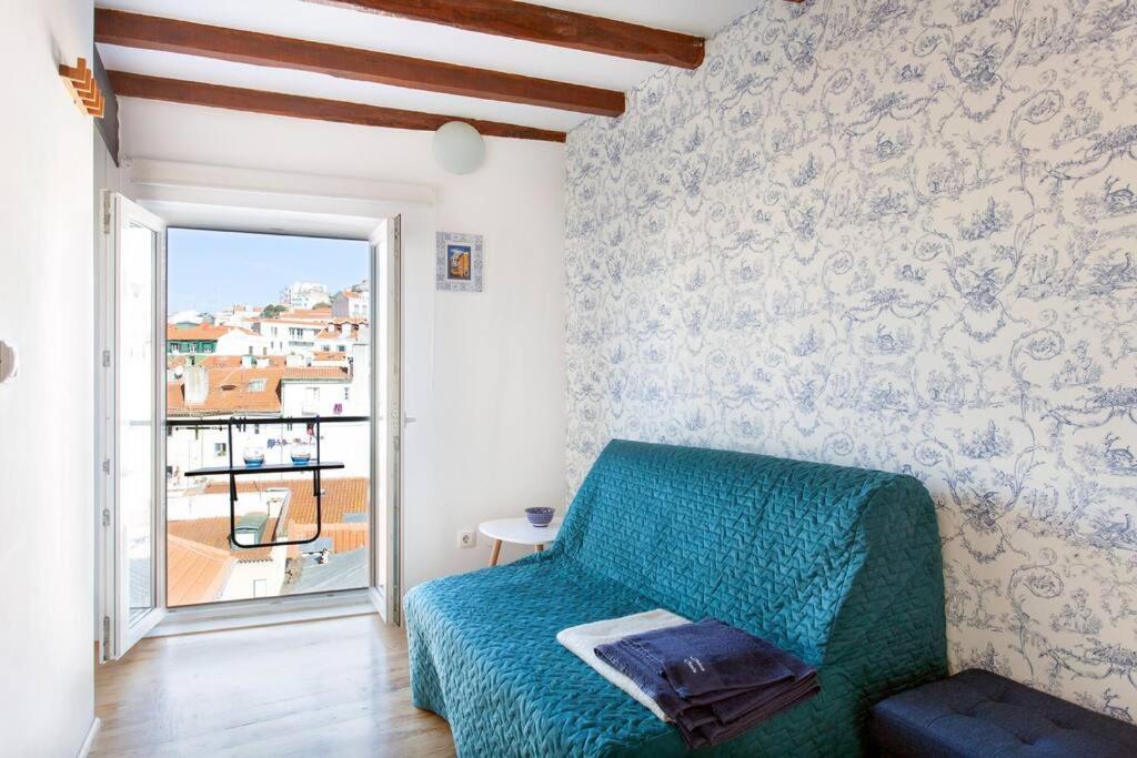 Mouraria I, Eco-duplex, French Balcony & Smart Check-in