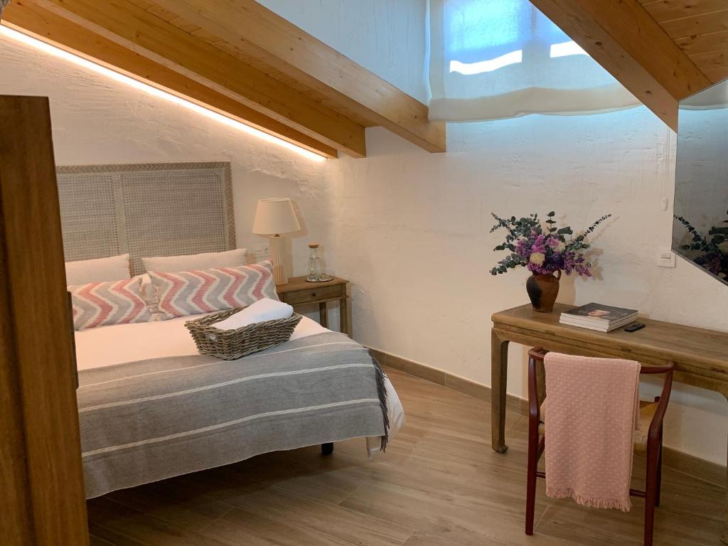 HOTEL RURAL SANTUI - Deluxe Junior Suite