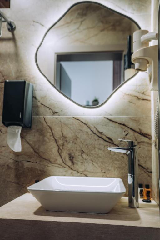 Koupelna v ubytování Hotel Aleksandrija