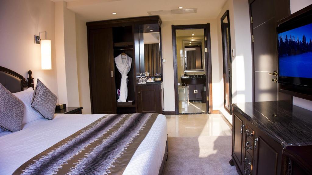 Tang Palace Hotel - Superior Double Room