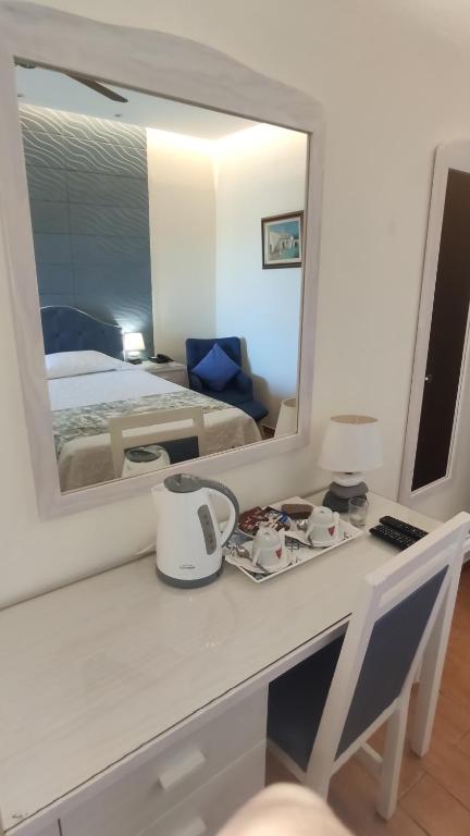 Aeromar Beach Hotel photo