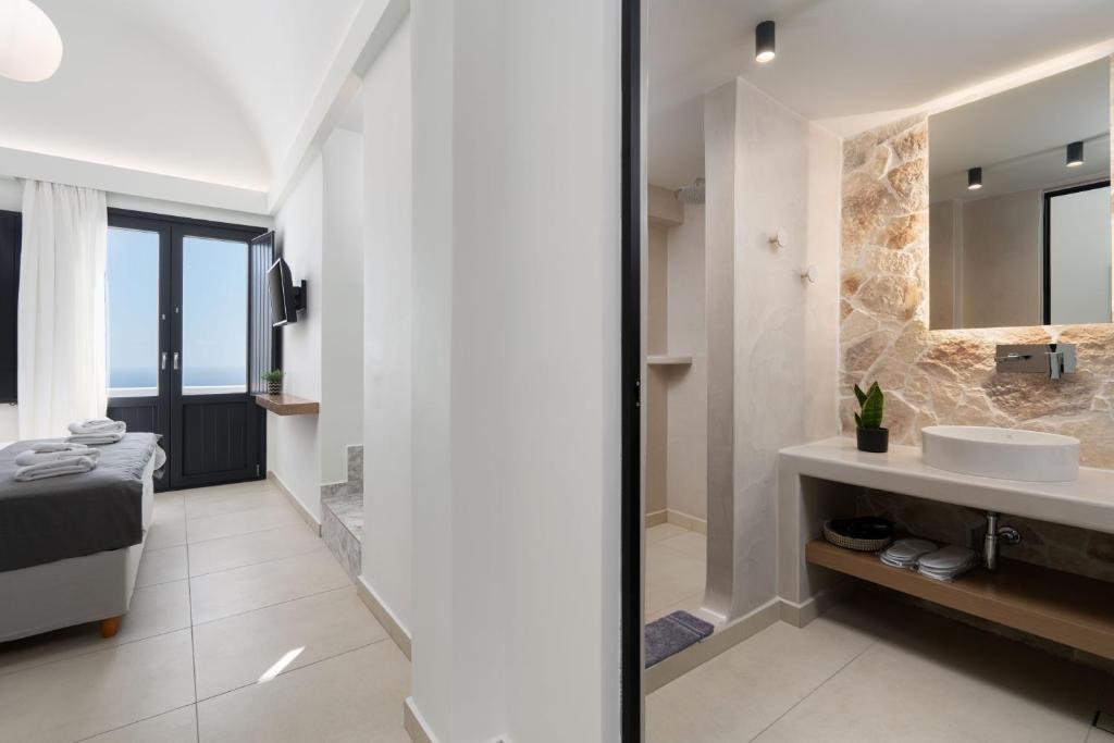 Cuore Santo Suites - 3