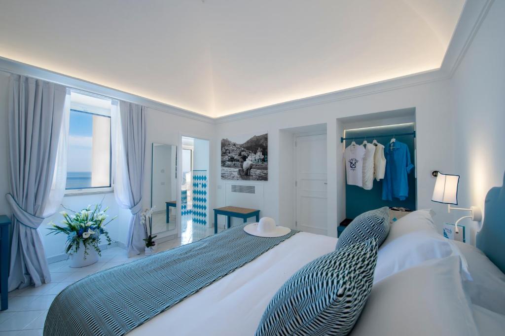 Villa Francesco Luxury Suites - 带有海景的豪华双人或双子室