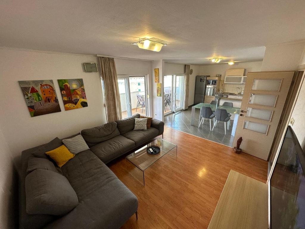 Kuchyň nebo kuchyňský kout v ubytování Apartment Mika 3
