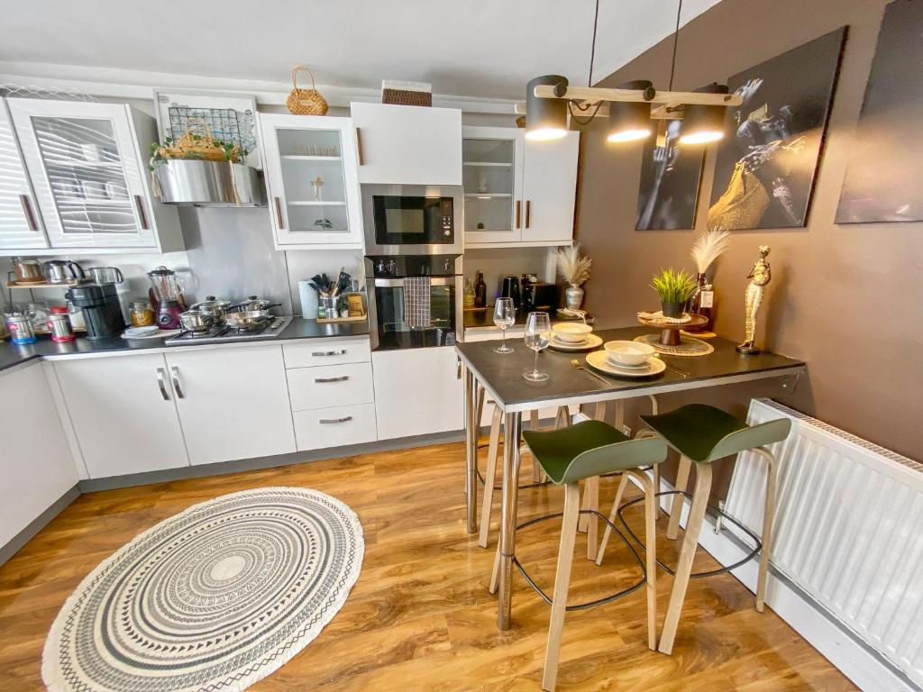 Fotografie z fotogalerie ubytování 3Bed 2Bath with Garden sauna & Hot Tub v Londýně