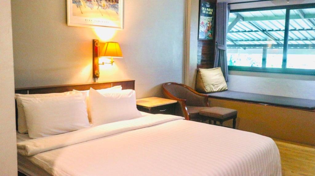 Ban Mai Vintage - Double Room With Balcony