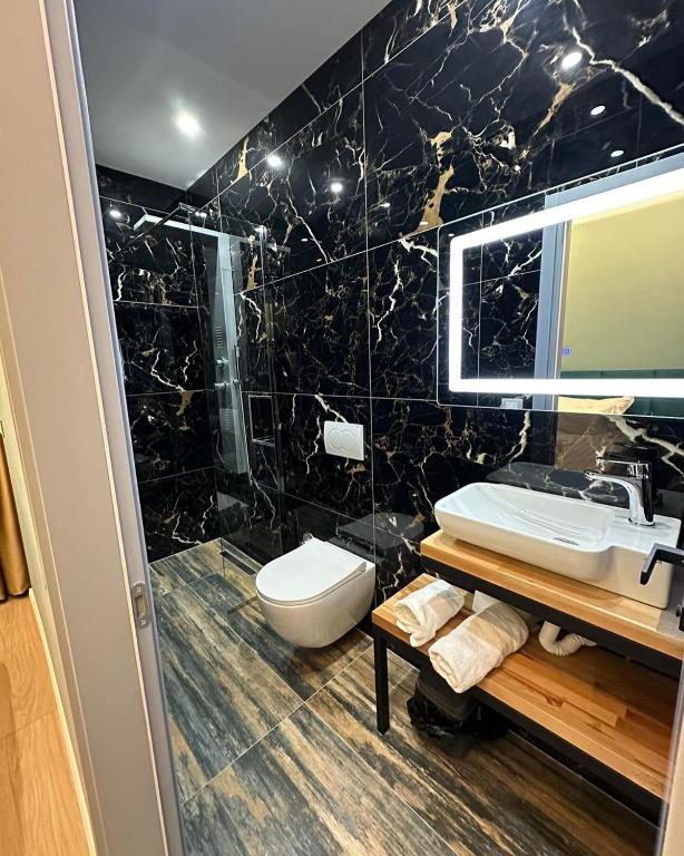Koupelna v ubytování Hotel Europa Kruje