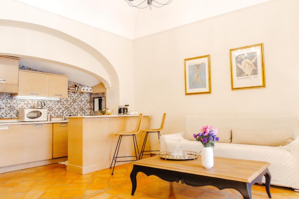 Kuchnia lub aneks kuchenny w obiekcie Casa Giulia - sophisticated apartment with view