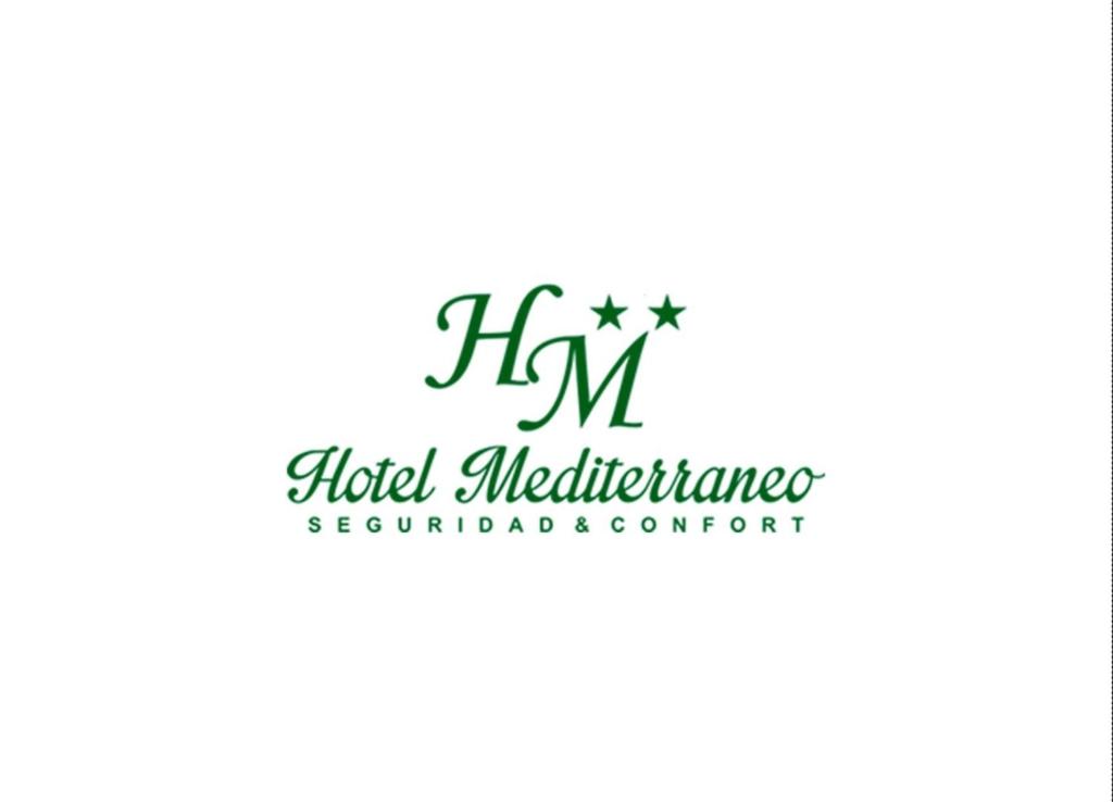 El logo o cartelera del hotel