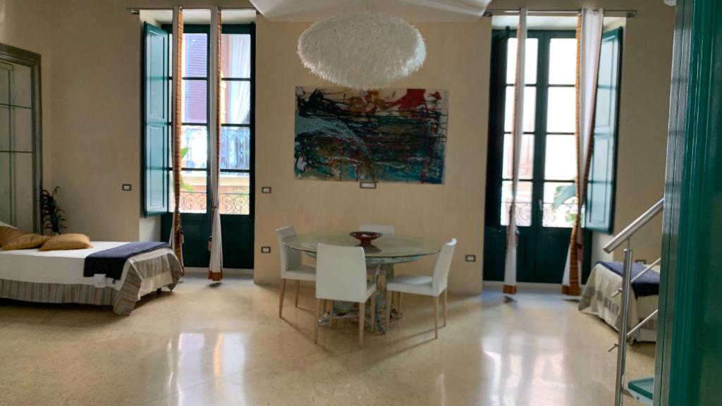 Palazzo Salapolis - Luxury Apartments - 9