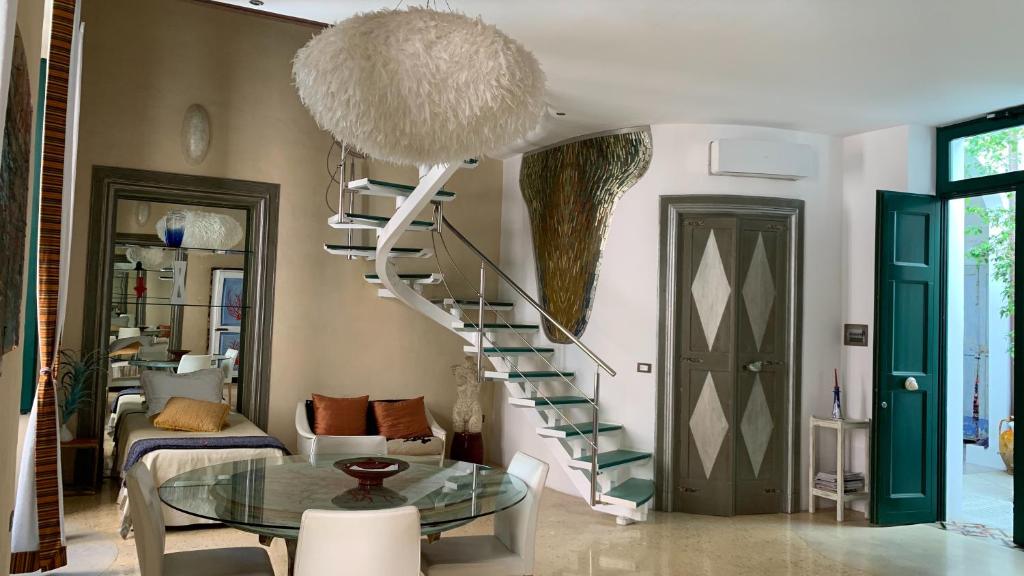 Palazzo Salapolis - Luxury Apartments - 4