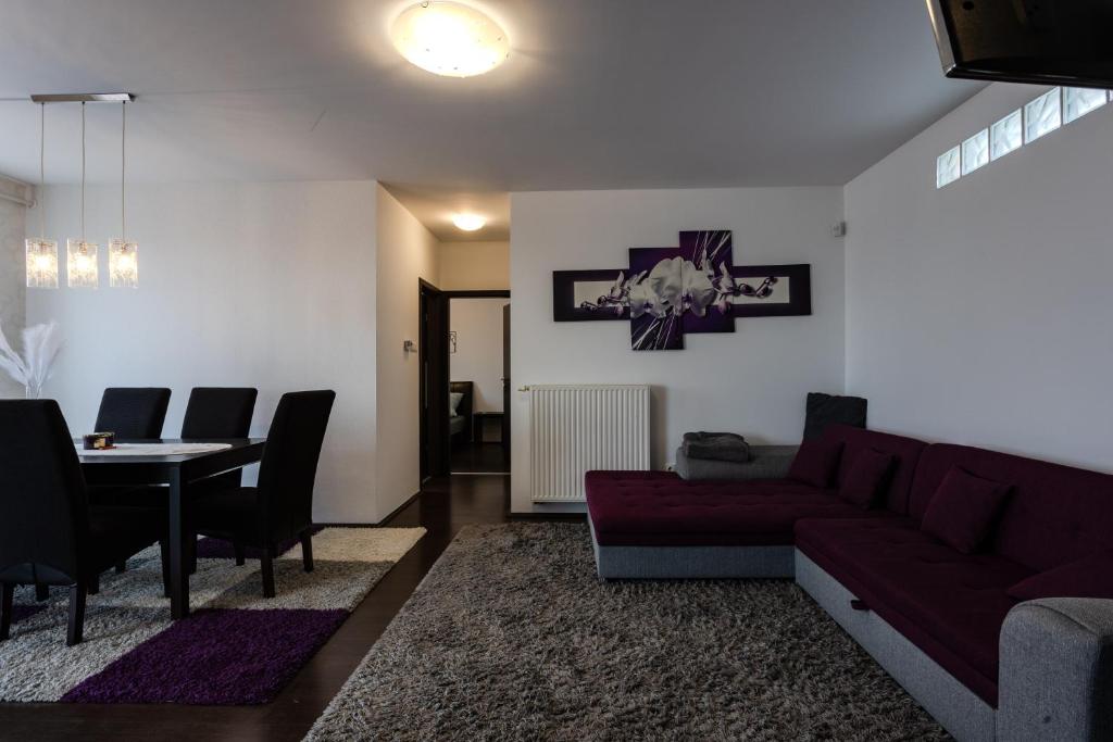 Six Corners Mystic Corner, Pécs (updated prices 2024)