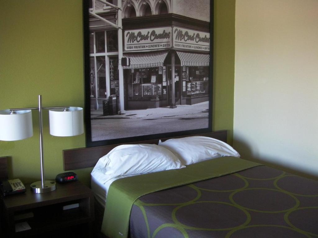 Super 8 by Wyndham Lafayette - Camera Singola
