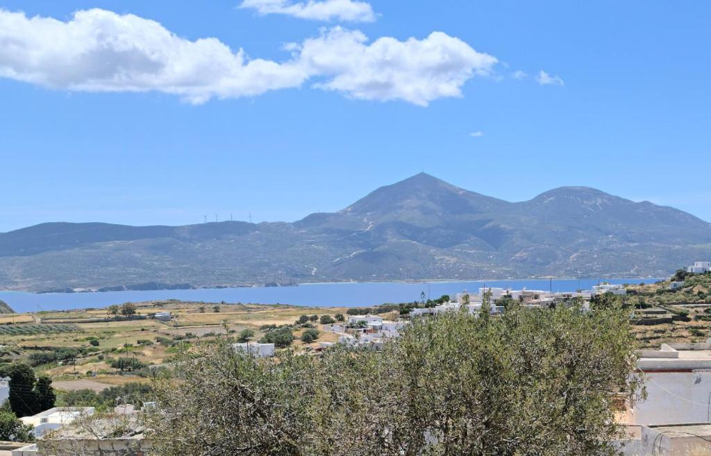 Geo Houses 1 & 2 - Two-Bedroom House