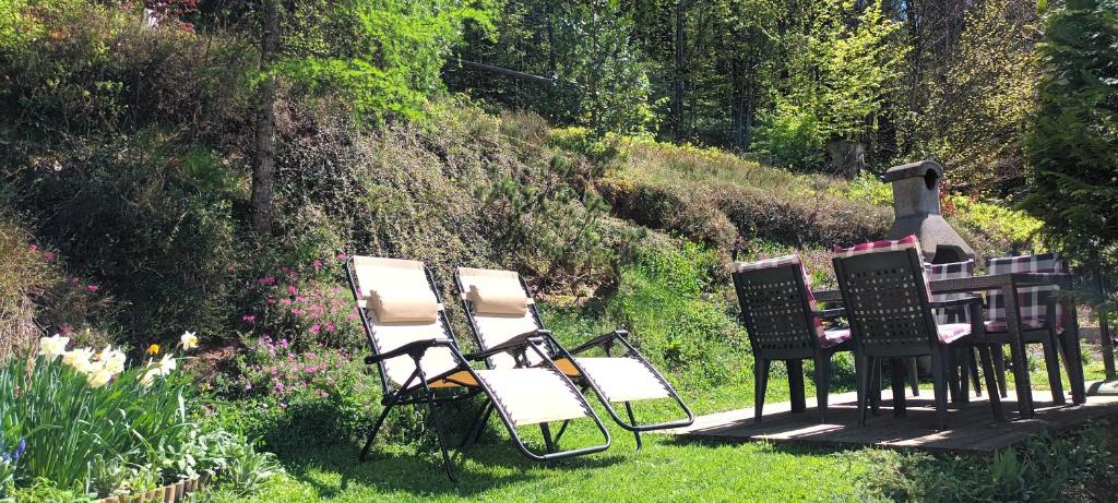 Zahrada ubytování Holiday Home Forest Peace, Lavrovec