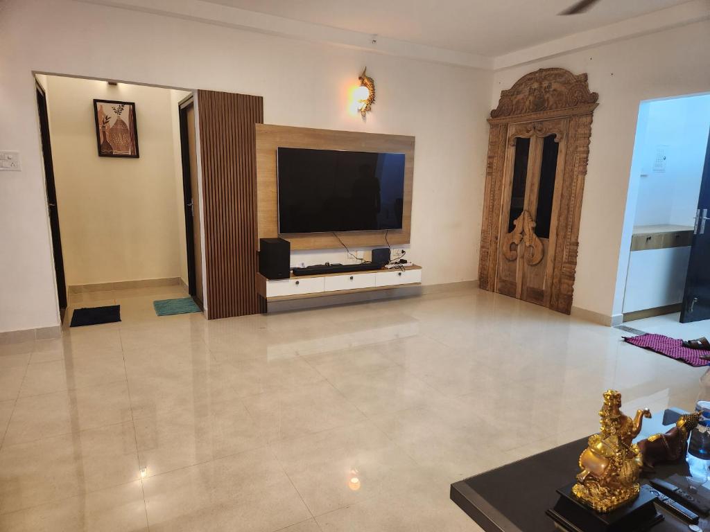 Suitetrails - OMR IT SIPCOT Area Apartment