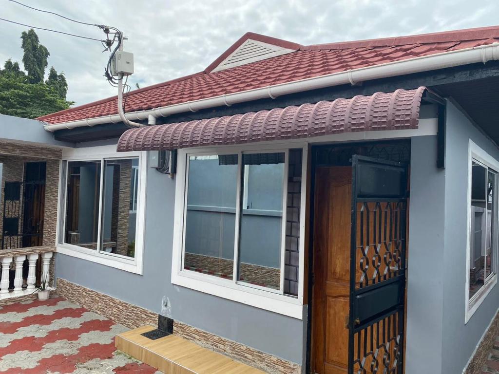 Bangunan di mana terletaknya apartmen