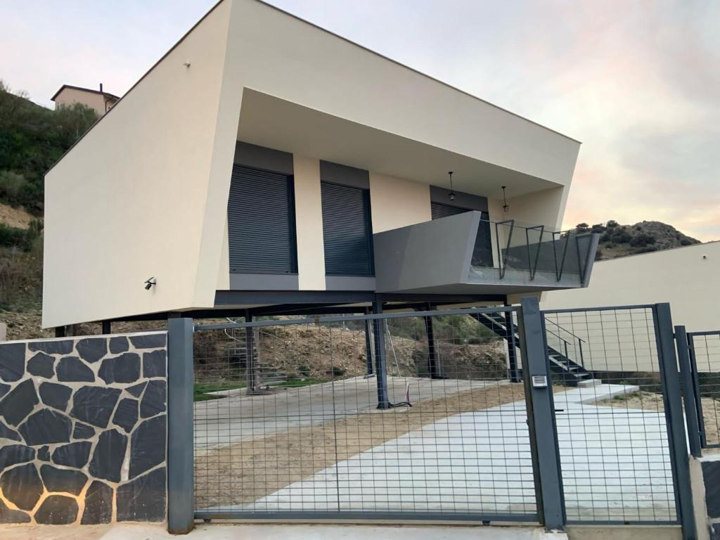 Ban công/sân hiên tại Chalet rural en Angeles de San Rafael
