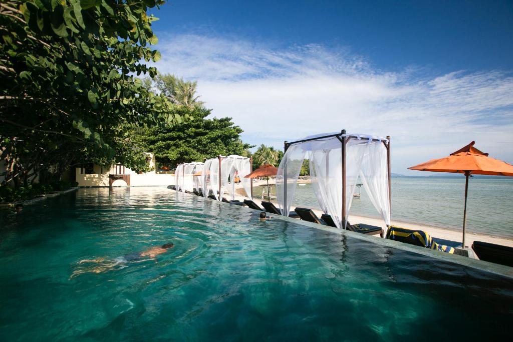 The swimming pool at or near Chantaramas Resort