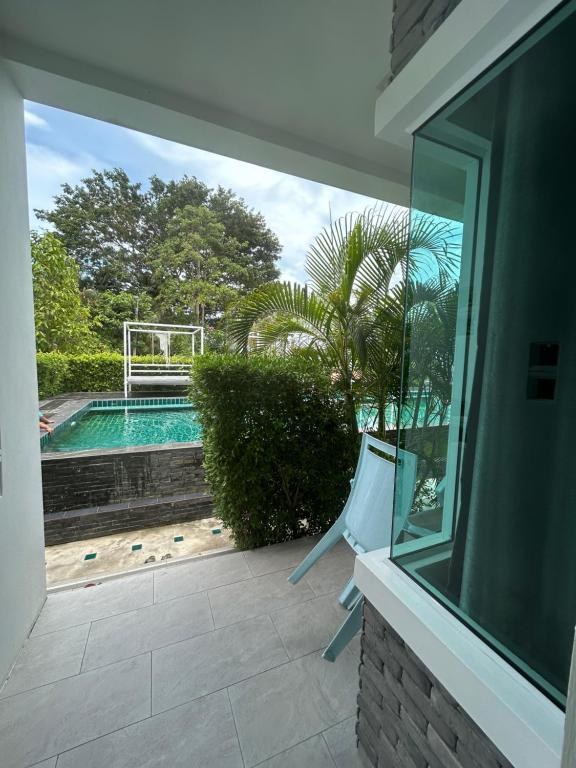 Phangan Hometown Resort - Adults Only - 18