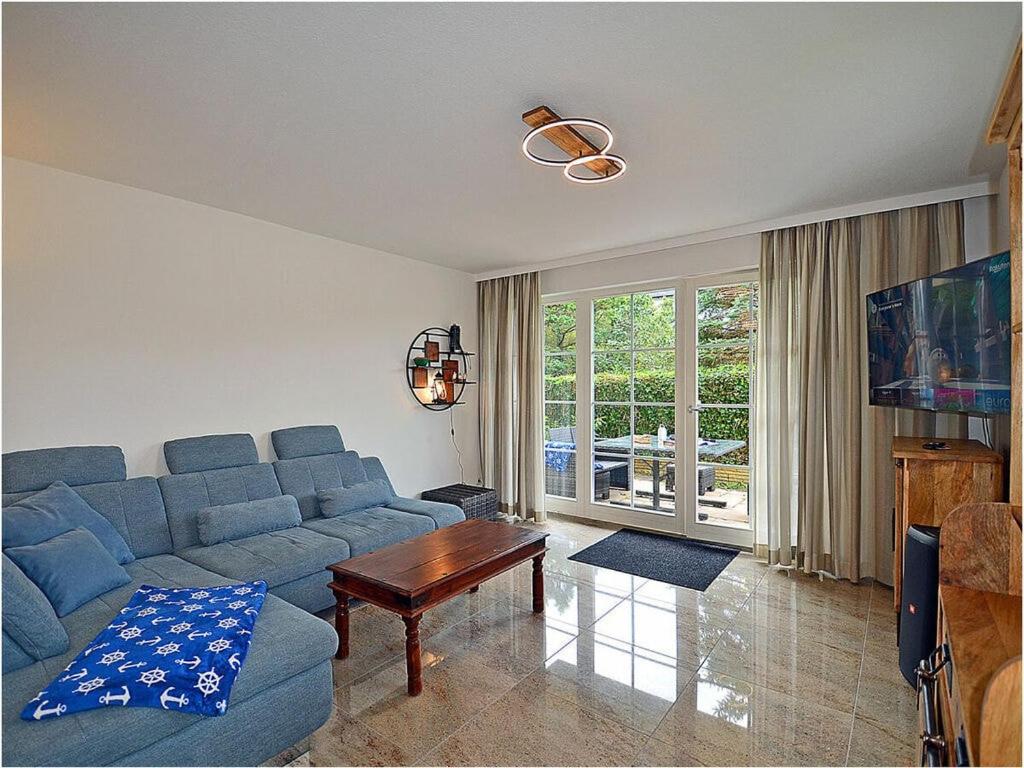 Et tv og/eller underholdning på Villa Böck 9 Comfortable holiday residence