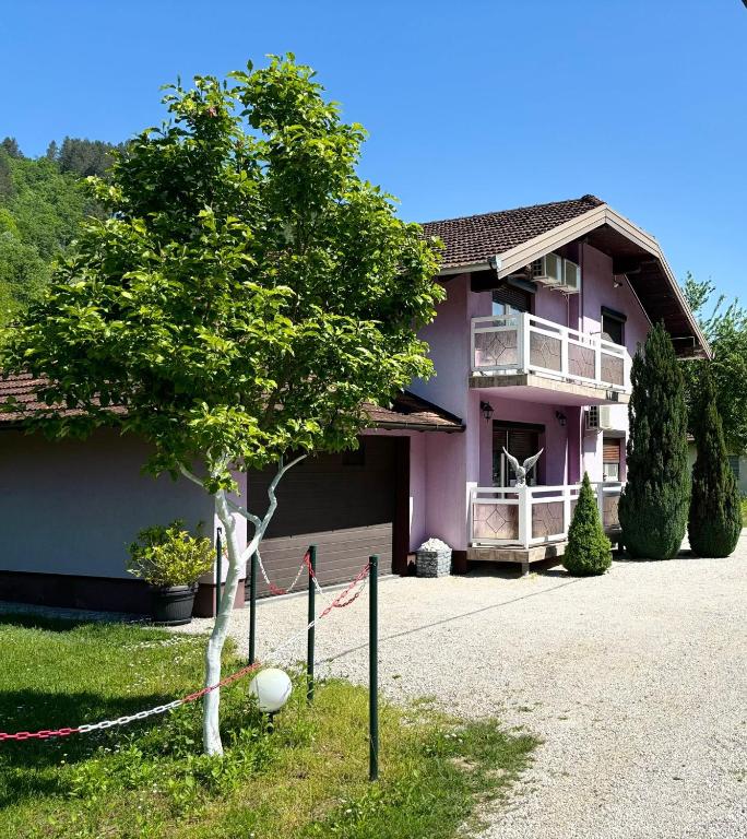 EMRAH RIVER UNA - Villa