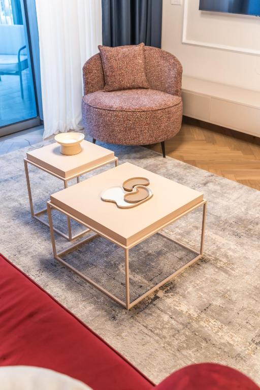 Posezení v ubytování Luxury 3BDR In The Heart Of Jerusalem