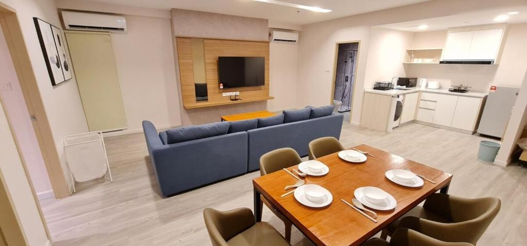 Aru Suites Kota Kinabalu - Housity
