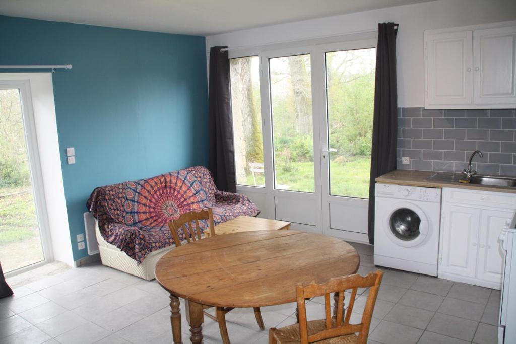 Photo de la galerie de l'établissement Studio de Claveyrolas, à Nedde