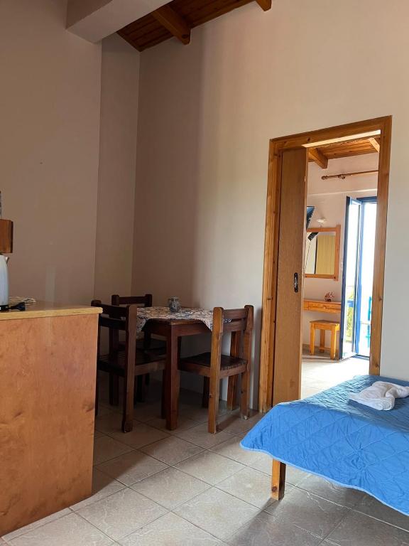 Postel nebo postele na pokoji v ubytování Ilios Kalamaki