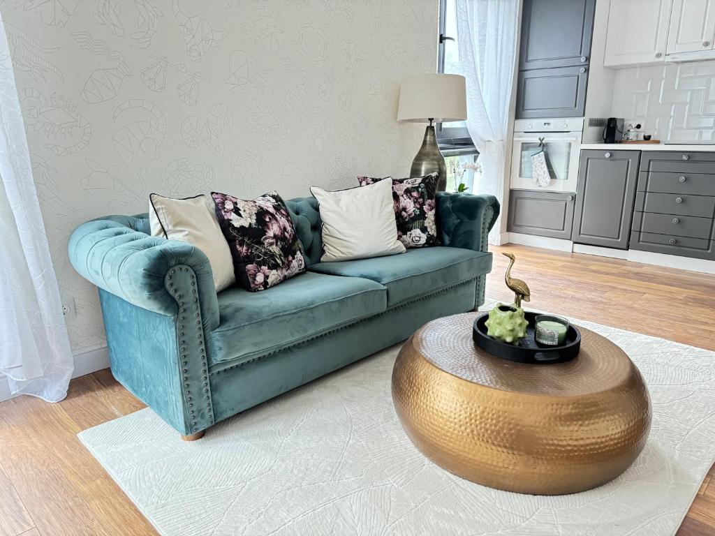 Anabel Home