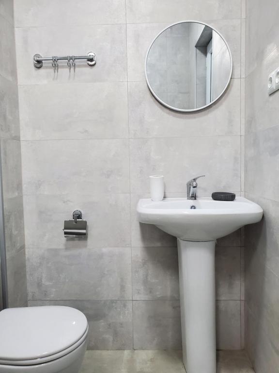 Koupelna v ubytování MAKA Hotel