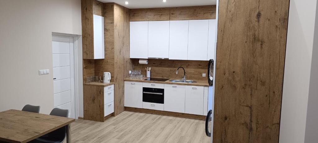 Ground Floor Rooms - 15