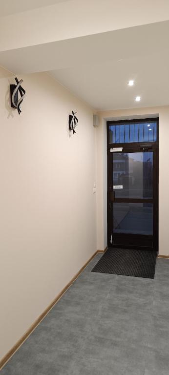 Ground Floor Rooms - 12