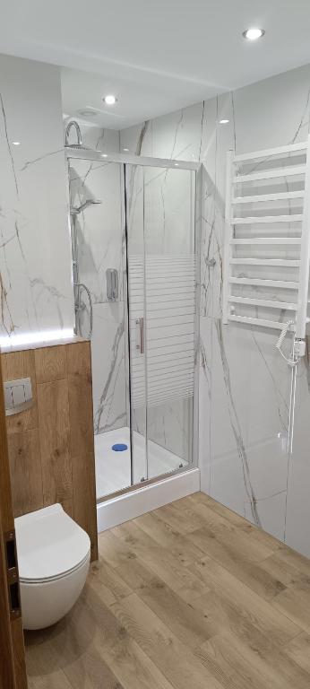 Ground Floor Rooms - 9