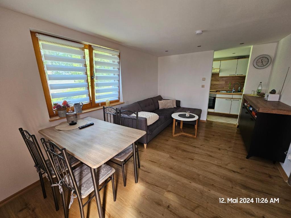 Kuchyň nebo kuchyňský kout v ubytování Bungalow ,, Zur langen Heide,,