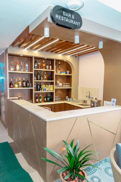 Salon oz. bar v nastanitvi Hotel Badrinath