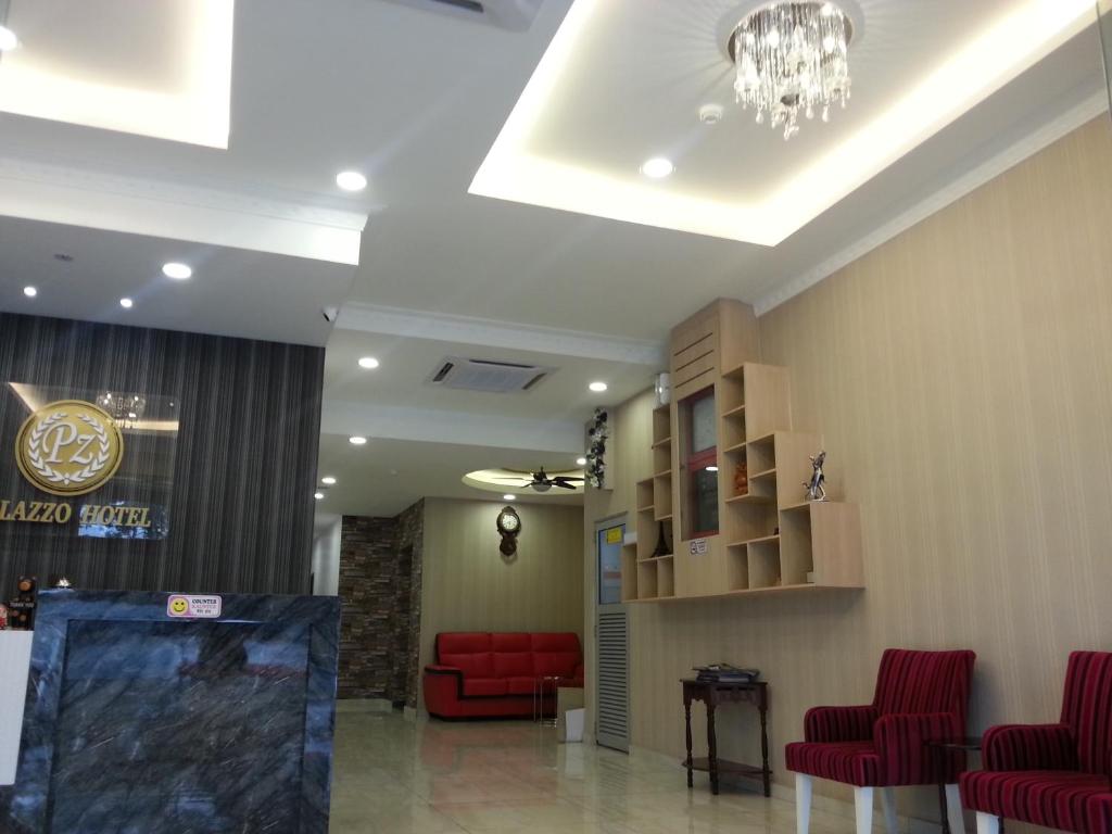 Posezení v ubytování Palazzo Hotel Kulai