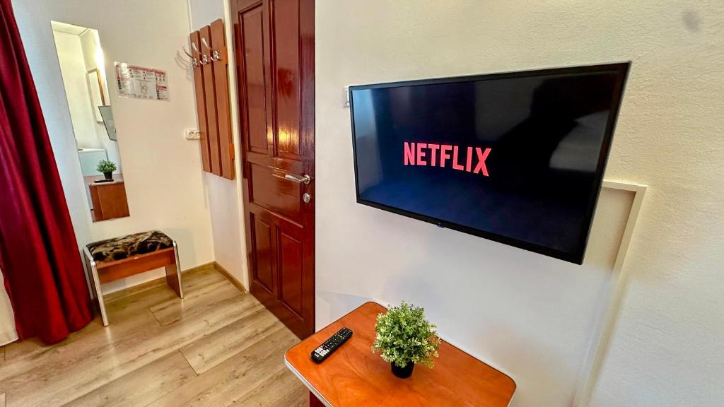 TV a/nebo společenská místnost v ubytování Valea Albă View - SELF CHECK-IN